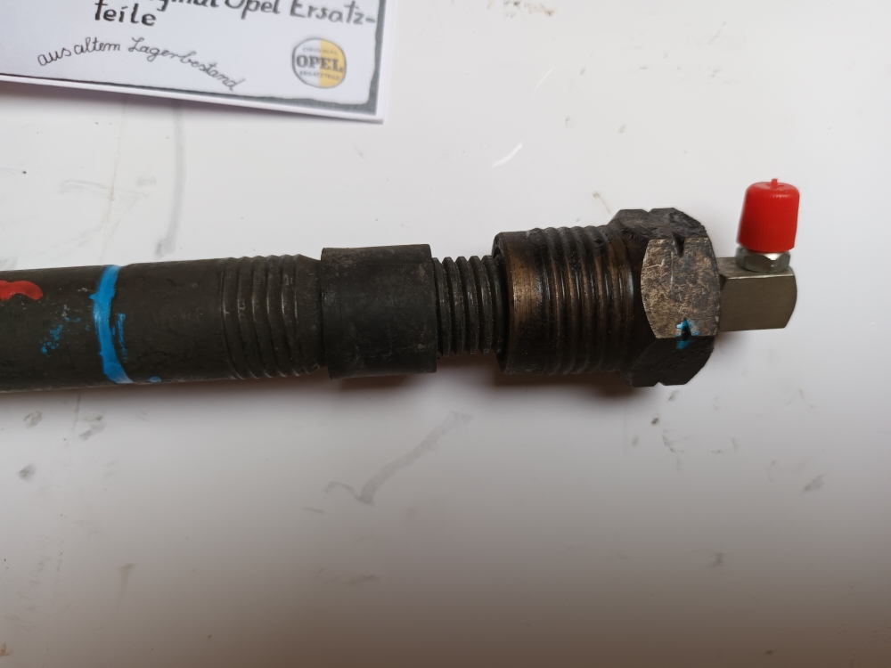 Bild 1 von Achse oberer Querlenker 1. Übergröße für  Rekord P1 + P2 